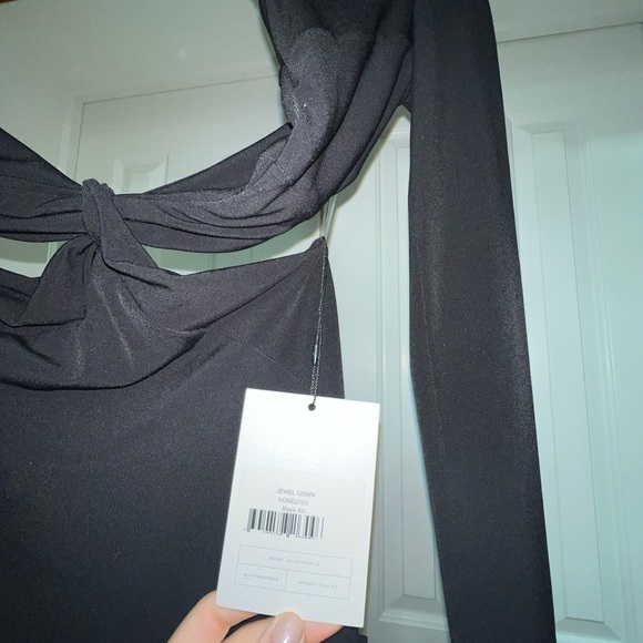 *NWT* NOOKIE “JEWEL” GOWN - Picture 7 of 9